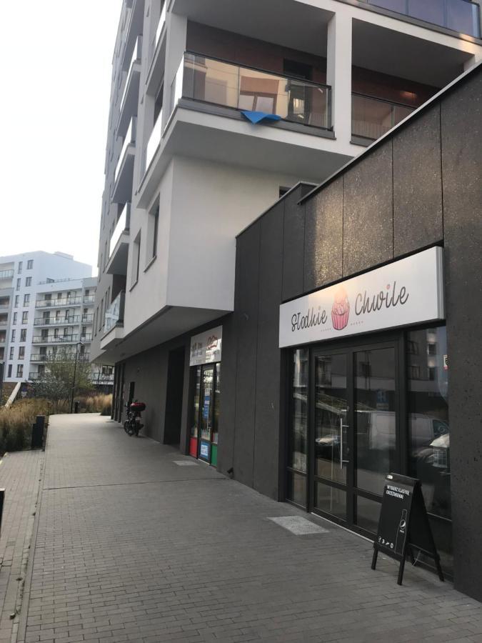 Warsaw - Aparts Lotnisko Okecie Varsóvia Exterior foto