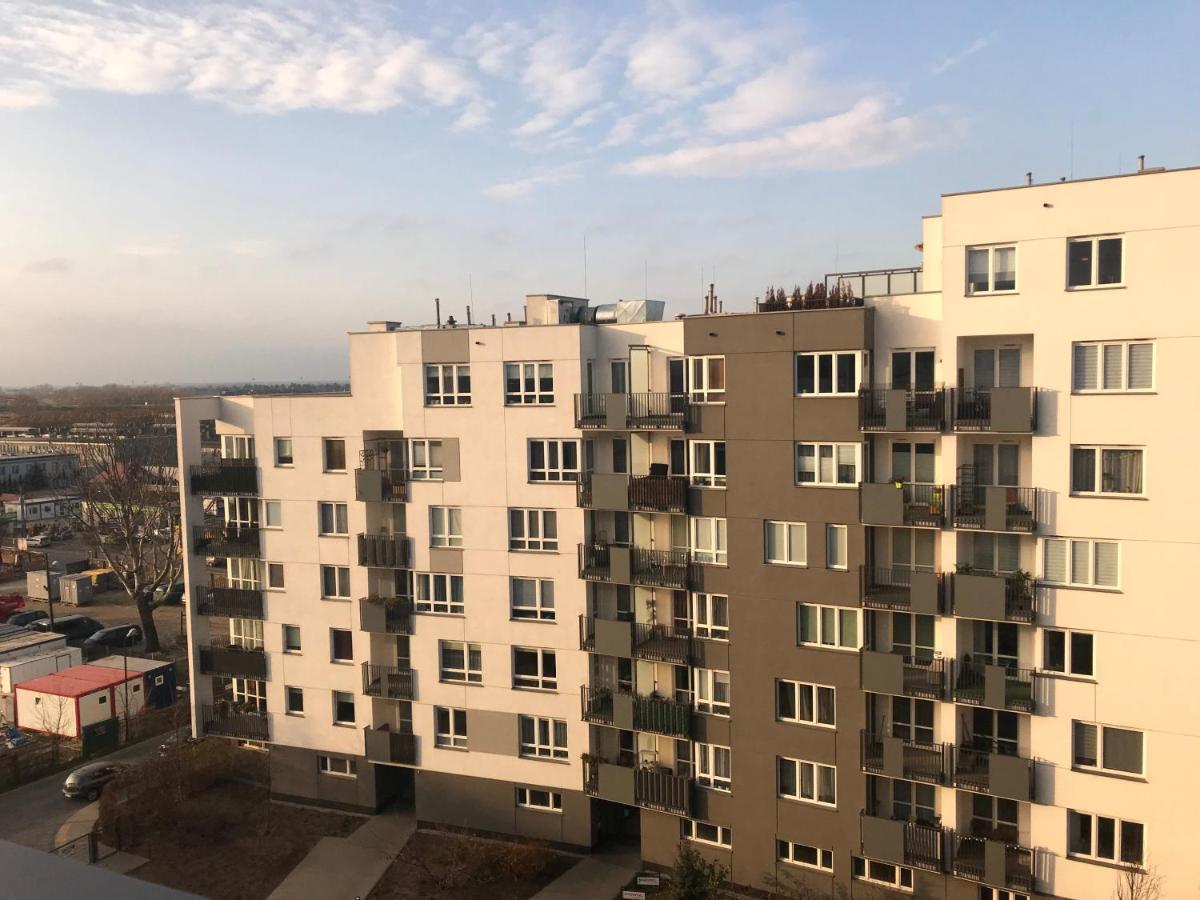 Warsaw - Aparts Lotnisko Okecie Varsóvia Exterior foto